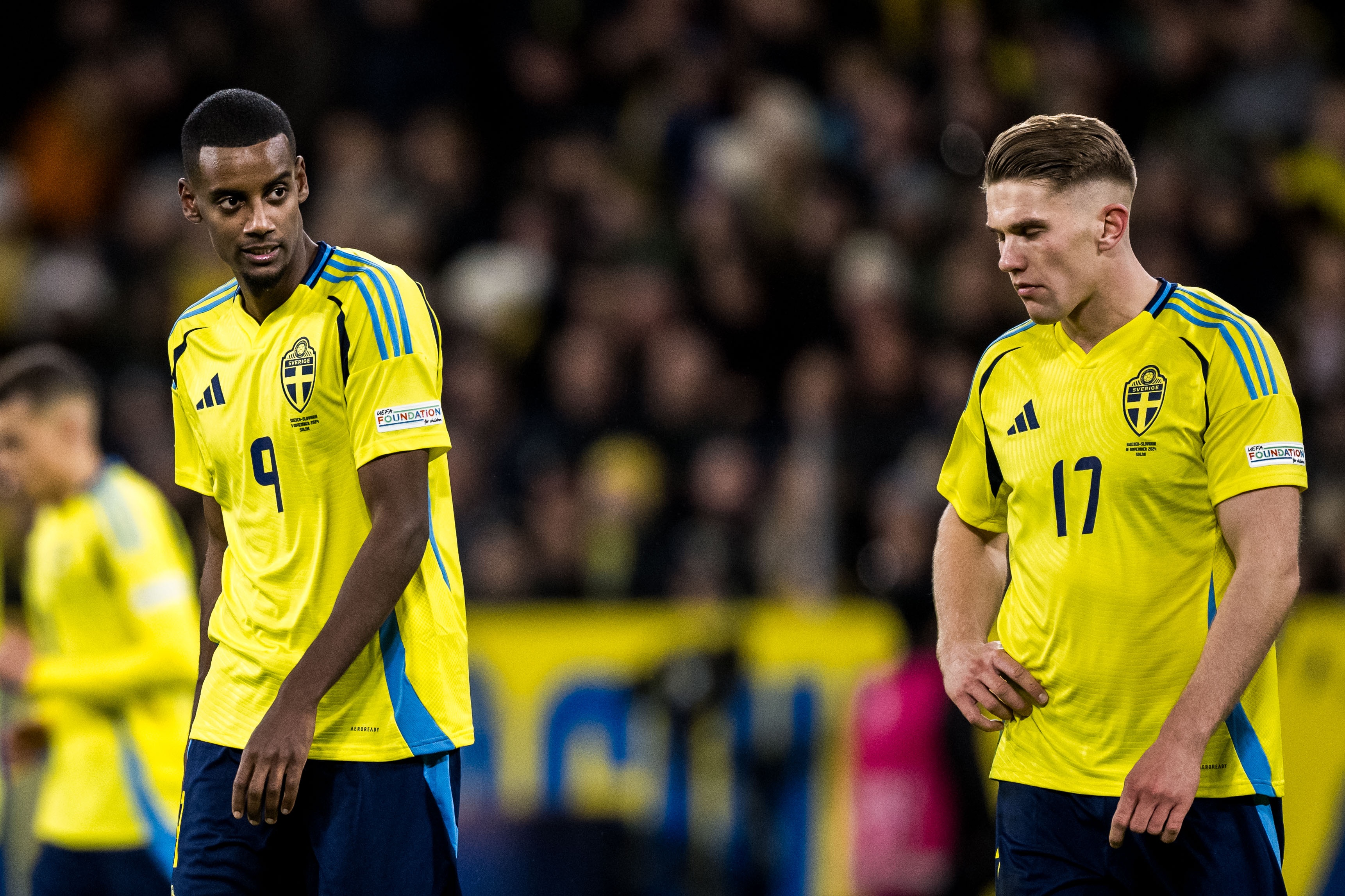 九游电竞平台-躺进世界杯！伊萨克因伤缺席附加赛，身价1亿欧世预赛4场0球0助